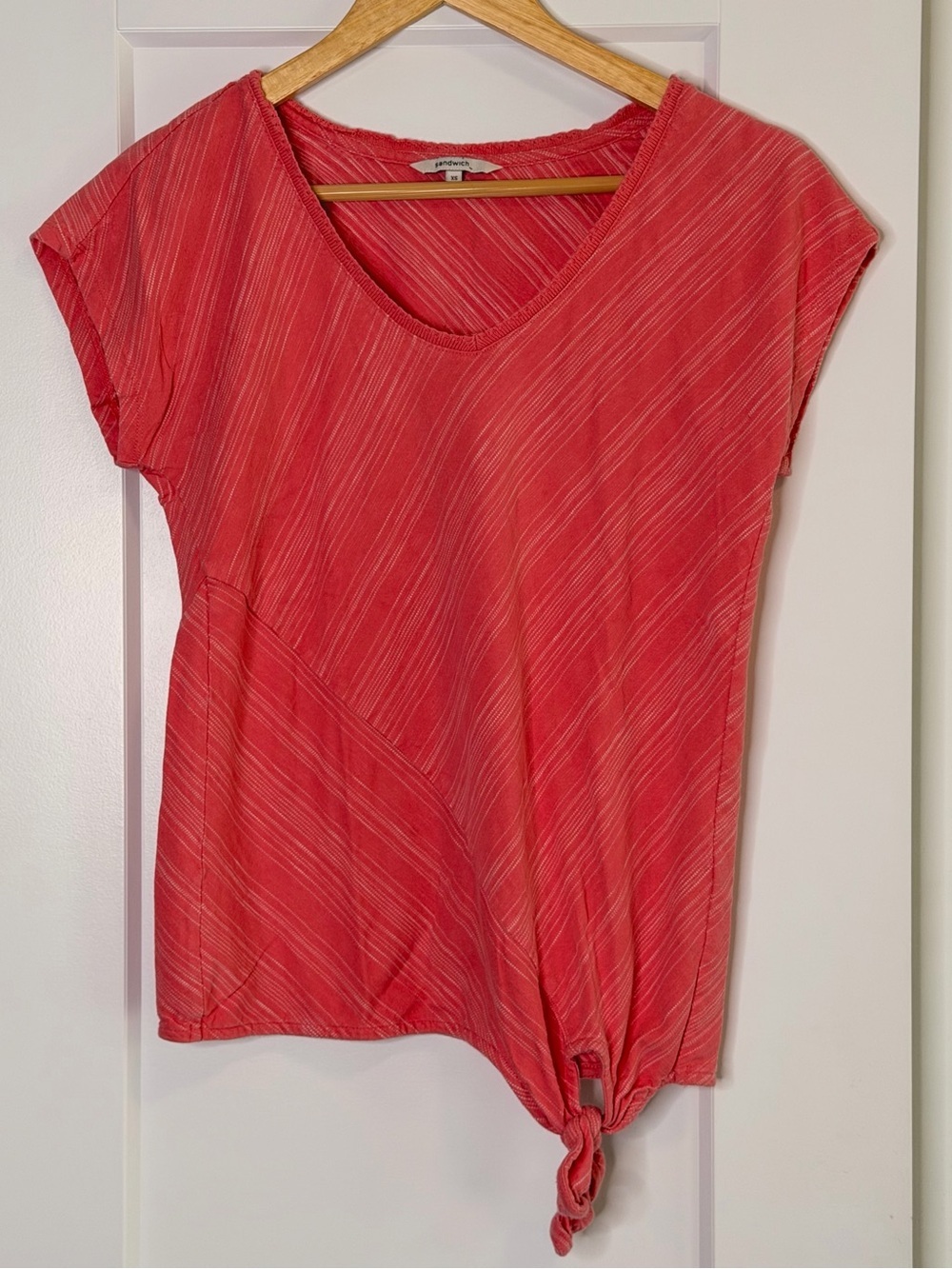 Short Sleeve Tie-Front Tee in Coral Pink